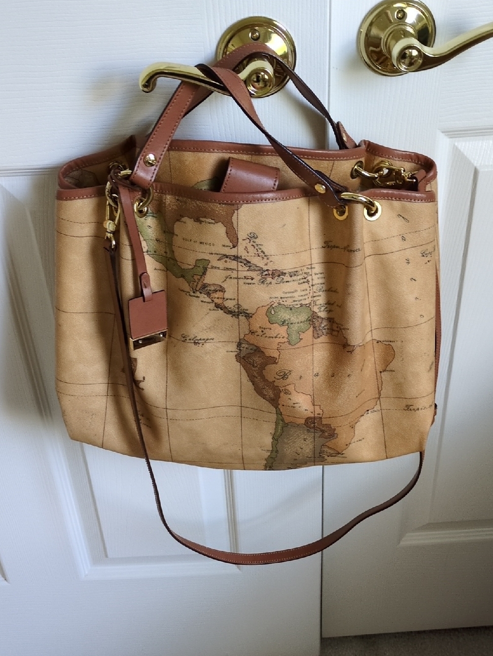 Beautiful NWOT Alviero Martini Prima Classe Bag